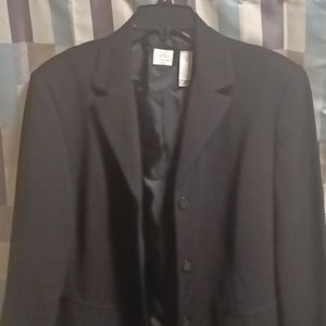 NWT EMMA JAMES beautiful black lined 100% polyester coat w black buttons Sz 14W